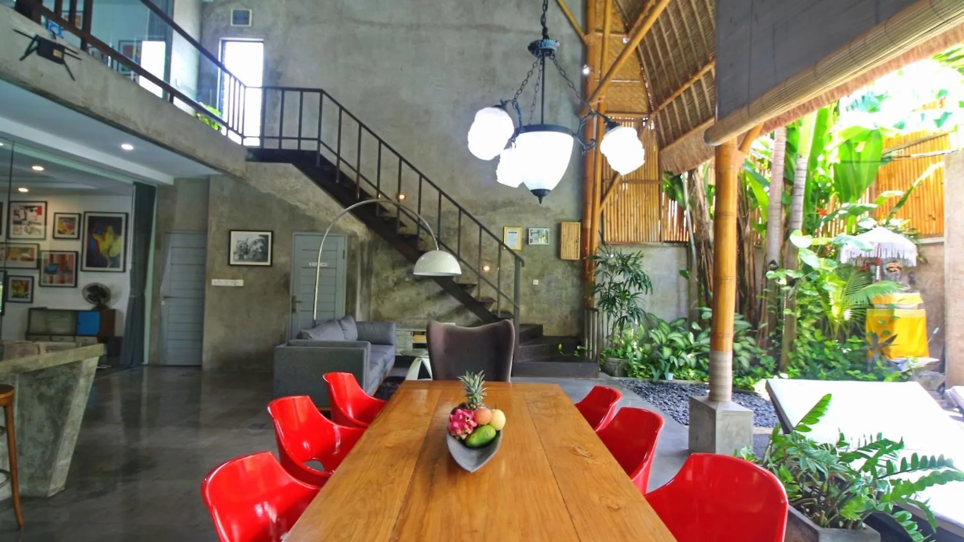 Villa Esa Seminyak Indonesia