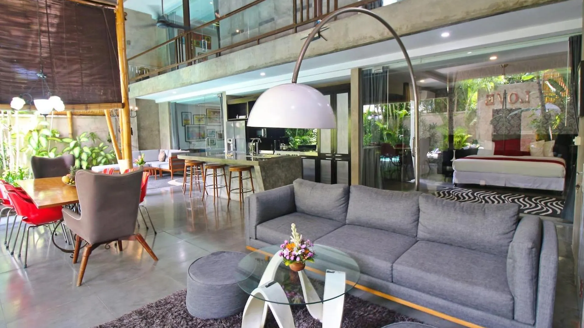 Villa Esa Seminyak Indonesia